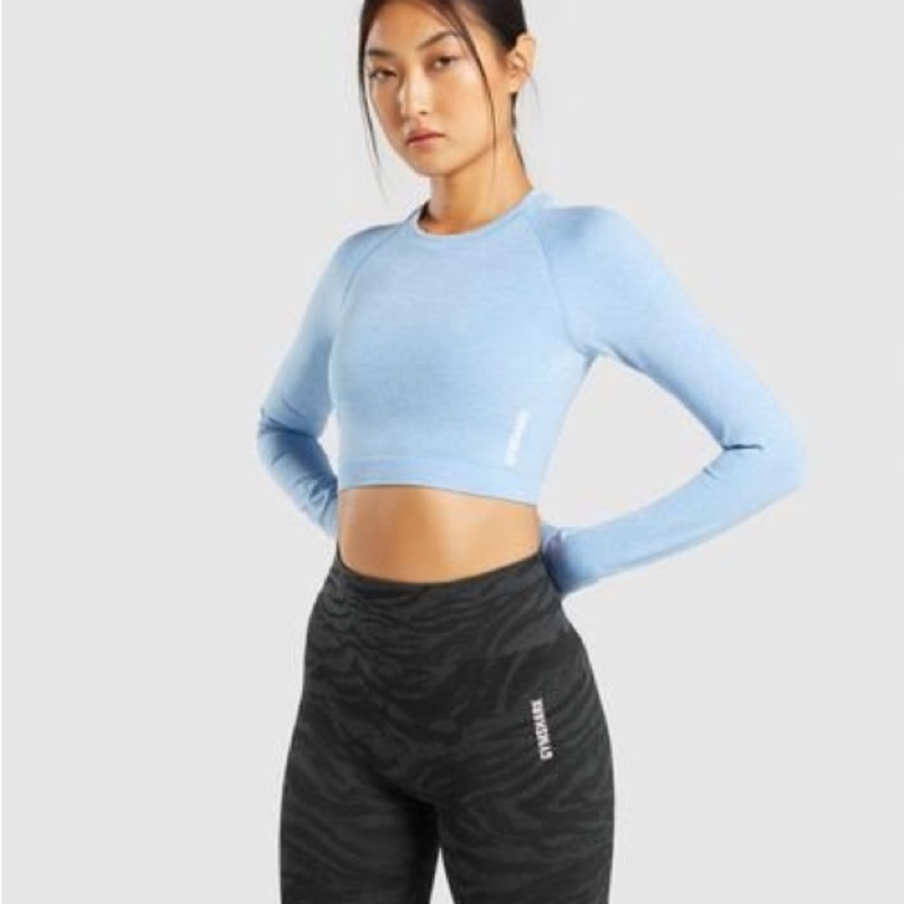 GYMSHARK ADAPT MARL SEAMLESS LONG SLEEVE CROP TOP — LIGHT BLUE (S)